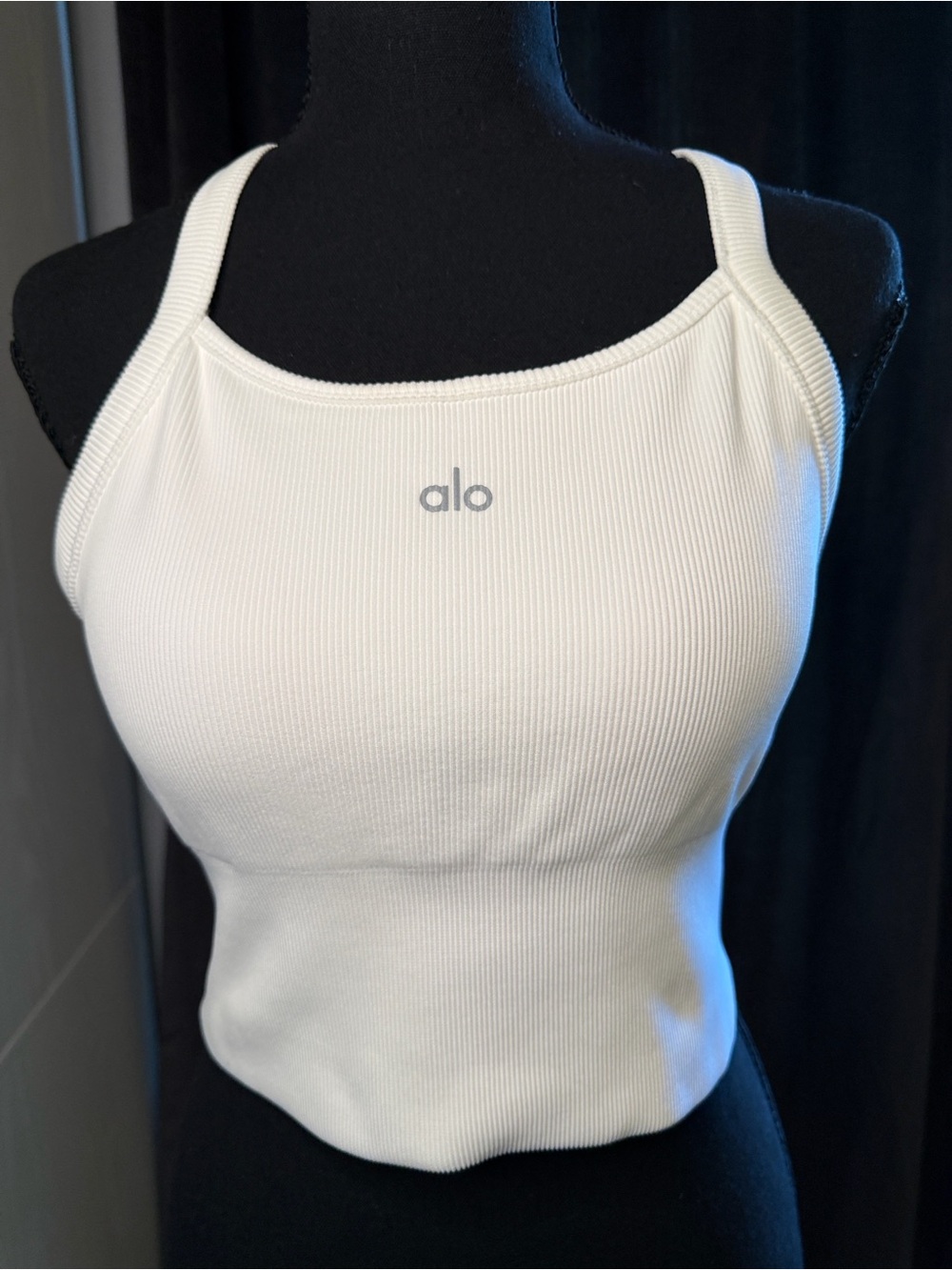 ALO Ribbed Favorite Bra Tank - Picture 7 of 11